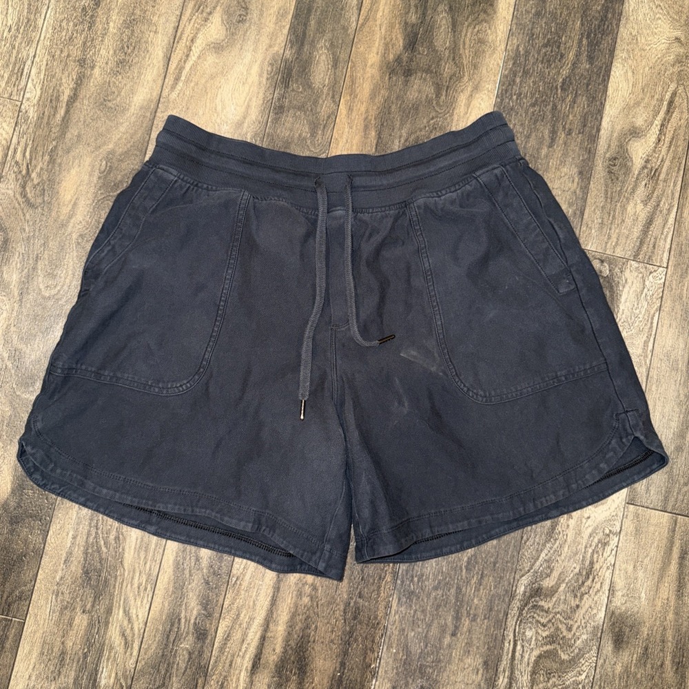 Athleta Fleece Training Gym Shorts Black Unlined Men's Size‎ L Inseam 6.5"